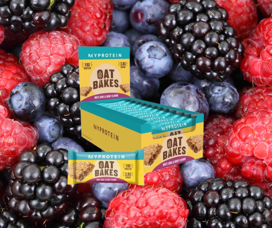 Proteīna batoniņi Oat Bakes Berry & White Chocolate MyProtein (12x75gr)