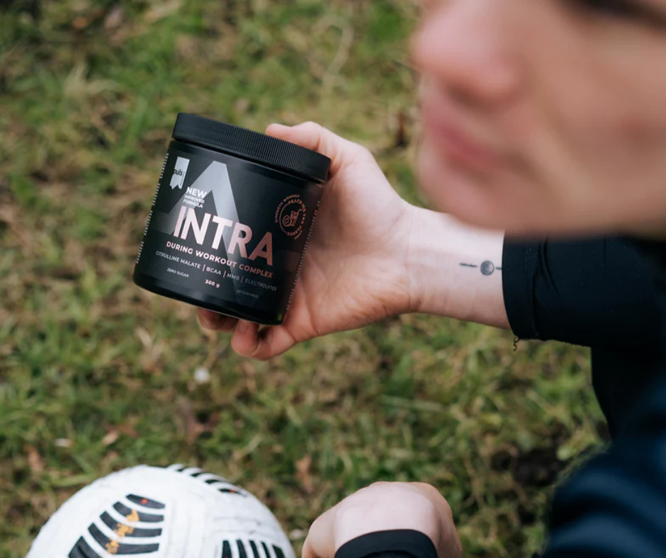 AMINOSKĀBJU UN ELEKTROLĪTU MAISĪJUMS Peach Ice TEA PULS (300gr)